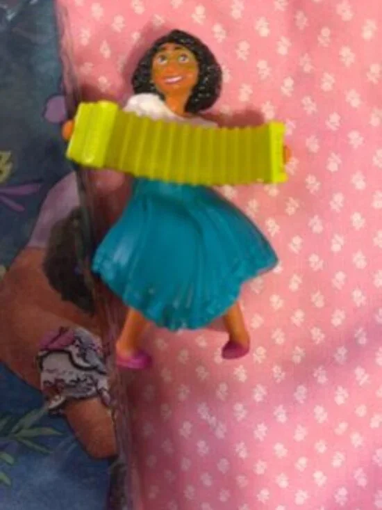 Encanto Items - Picture 2 of 3